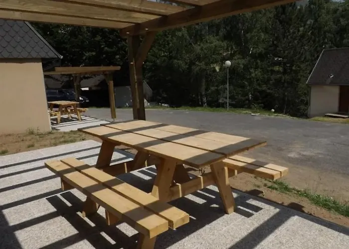 6 Au Puy Mary Ideal Pour Explorer Les Volcans D'auvergne Le Claux